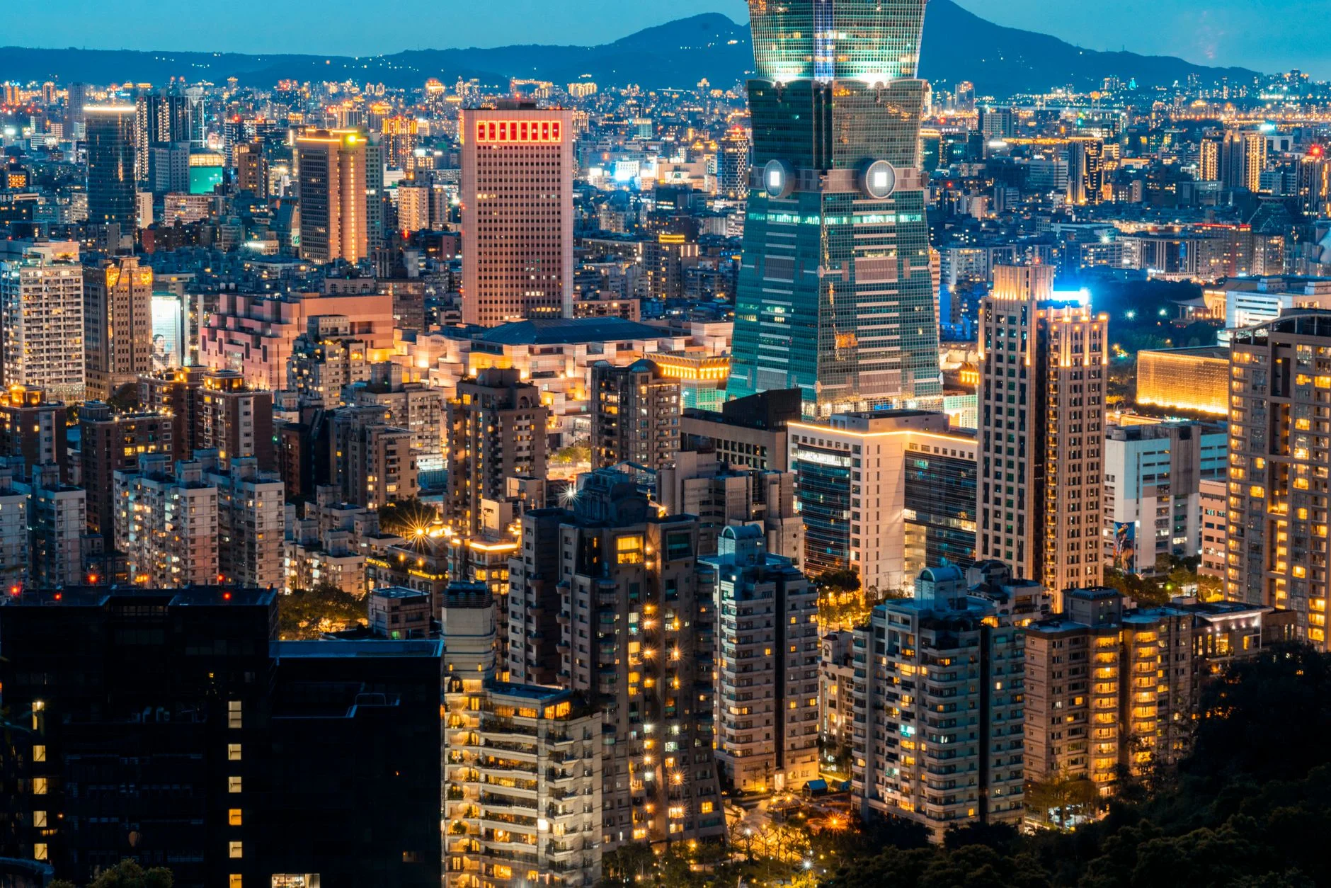 How Local Buyers Search and How to Be Found in Taiwan