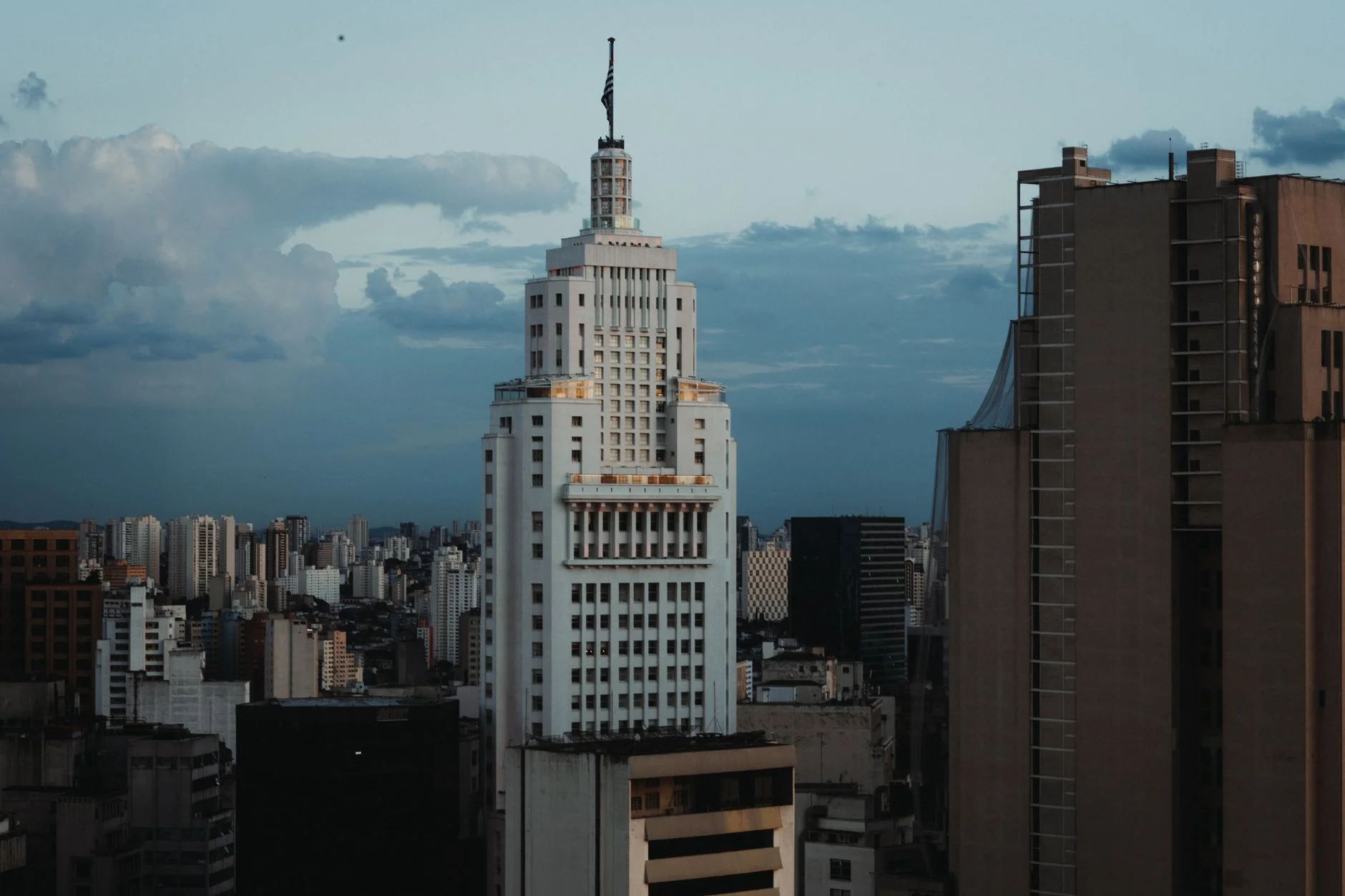 Paid Ads in Brazil: How to Reach a Huge Social Audience