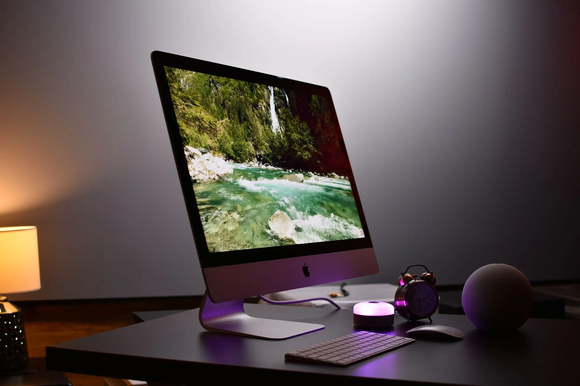 Fractional CTO vs Development Agency — Which One Do You Need?