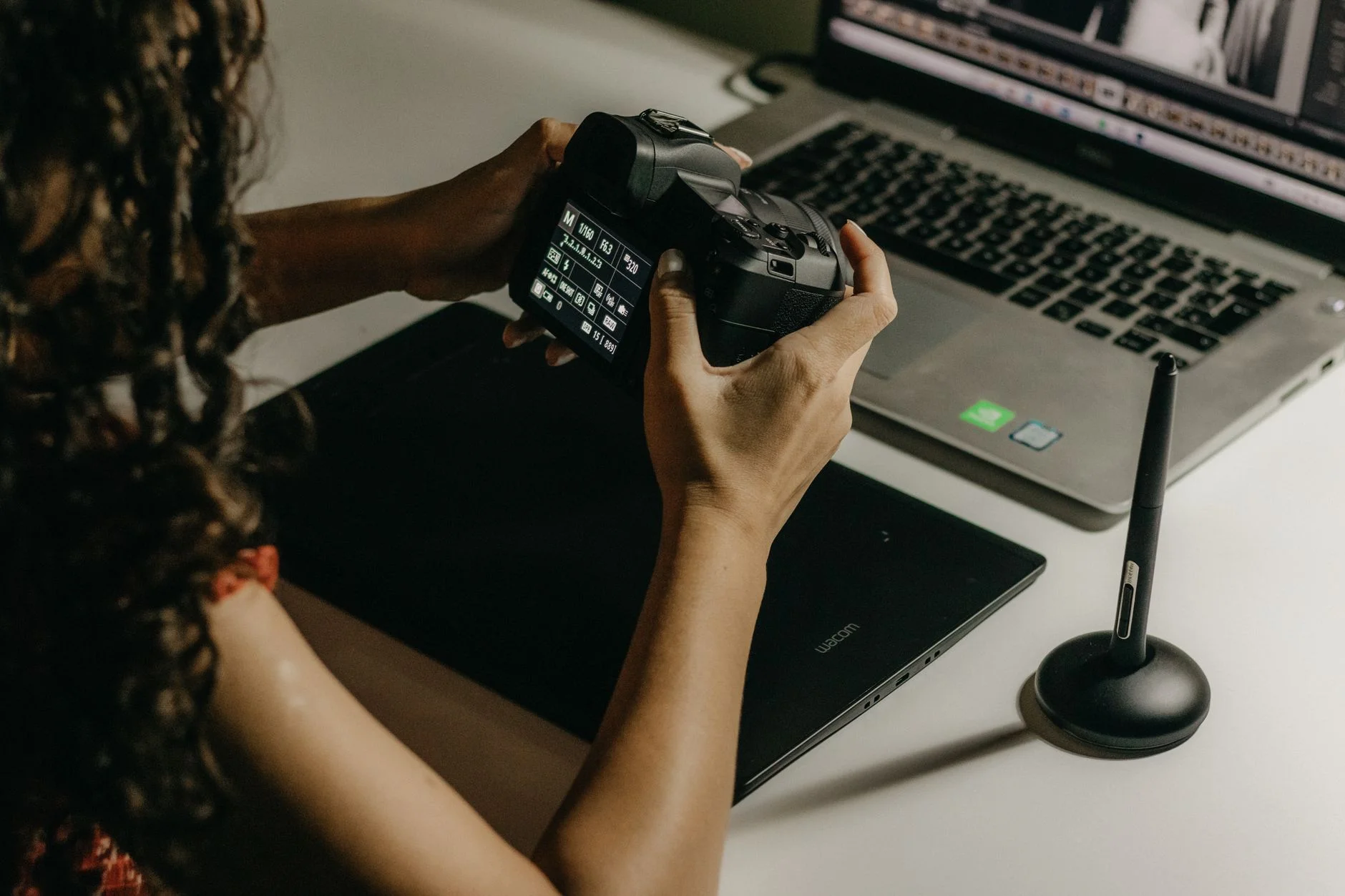 Web Design for Photographers: Portfolio Sites That Sell