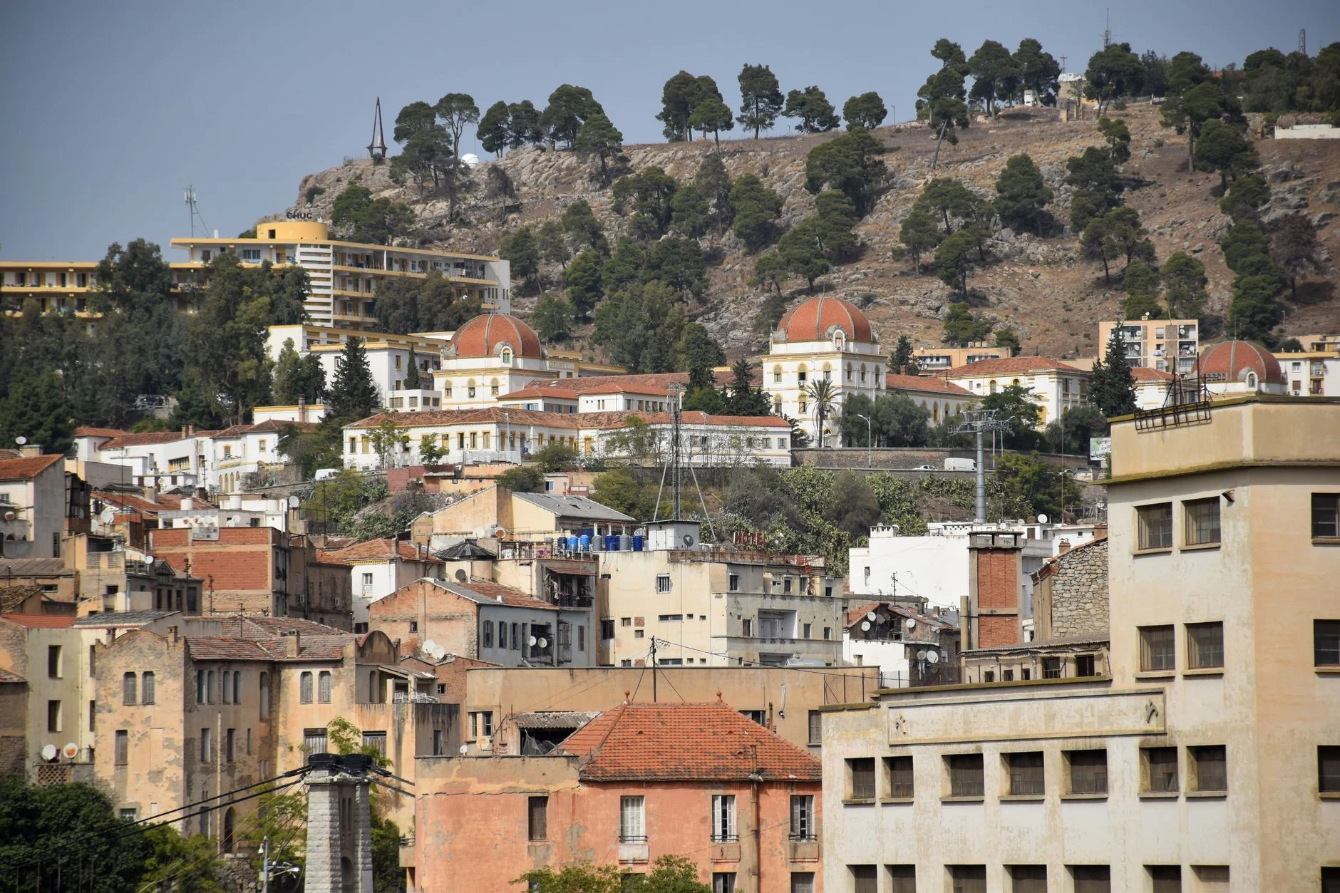Building Attention and Trust with Video Content Marketing in Algeria