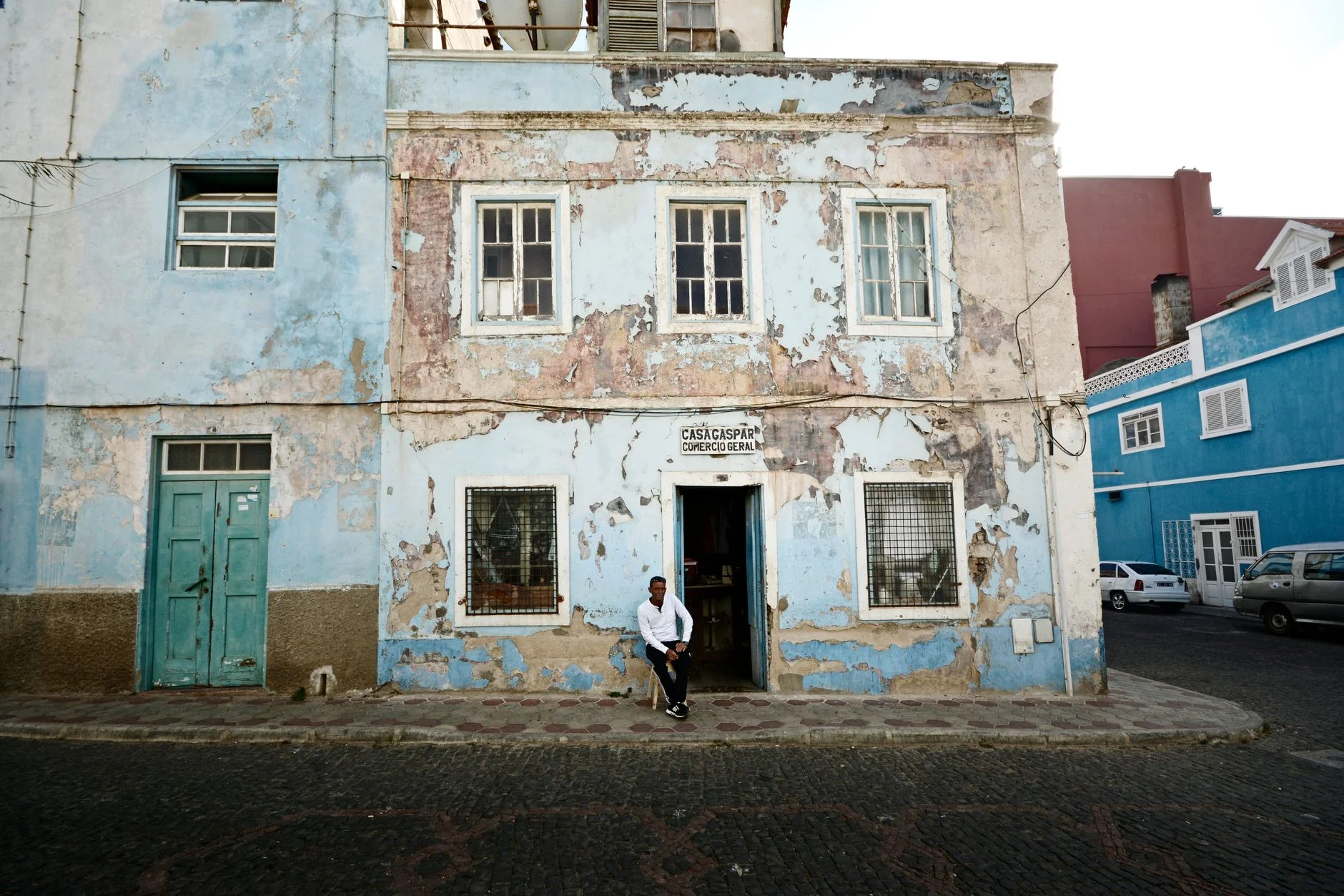 Brand Strategy and Identity in Cabo Verde