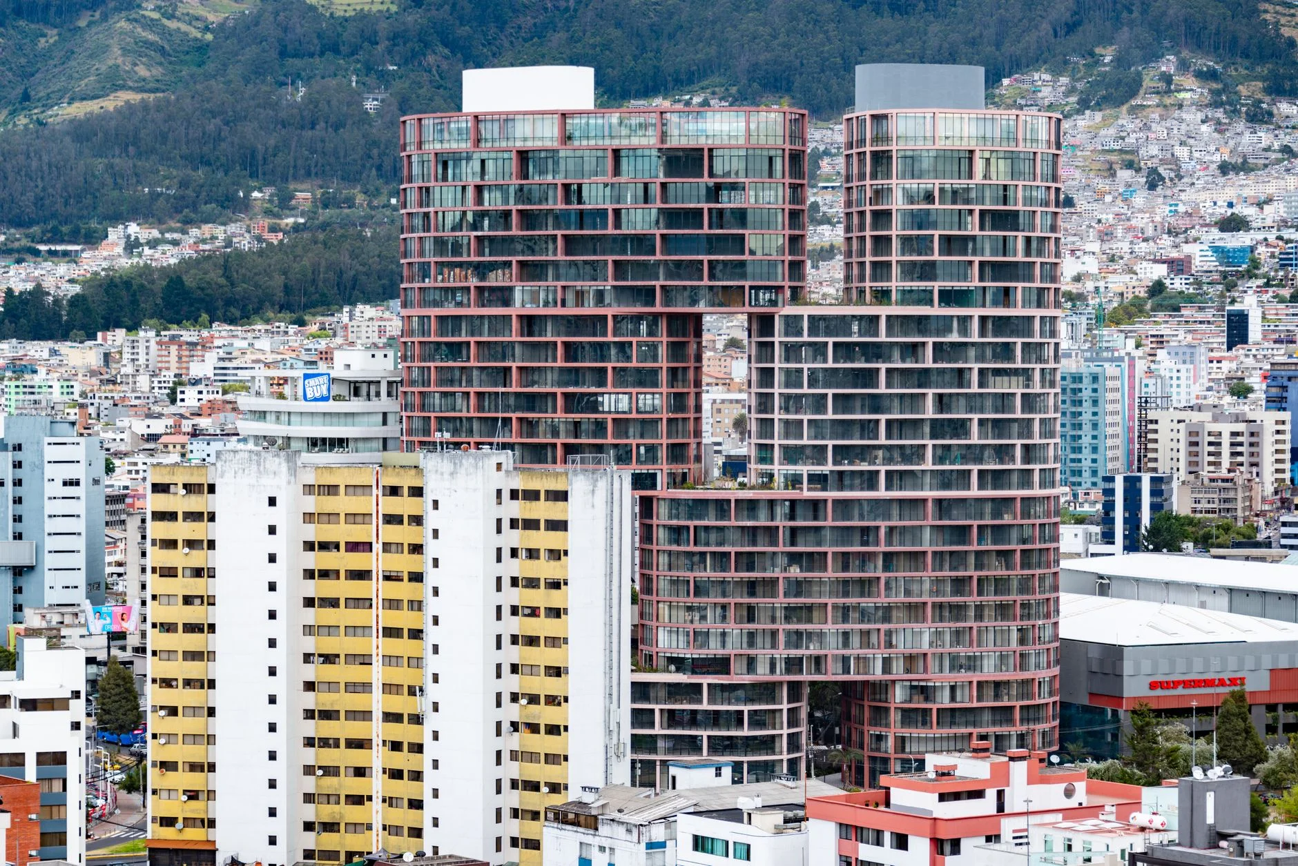 Reaching Buyers Profitably with Paid Advertising in Ecuador