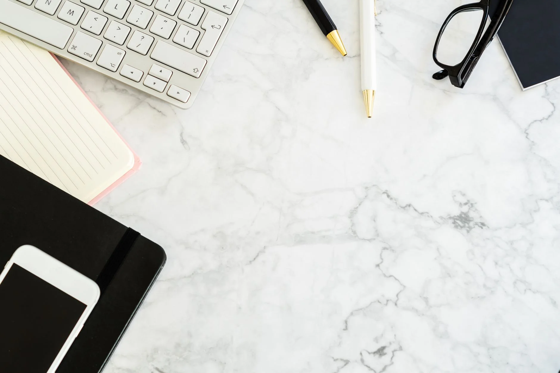 AEO for B2B vs B2C: What Actually Changes