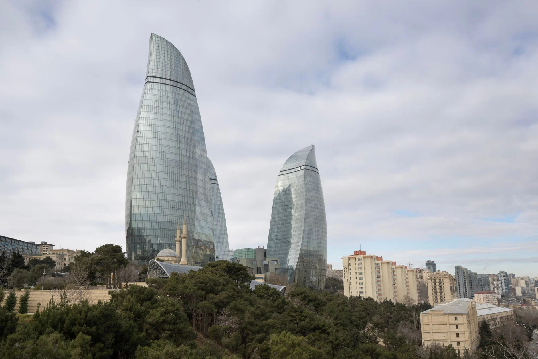 How Local Buyers Search and Be Found in Azerbaijan