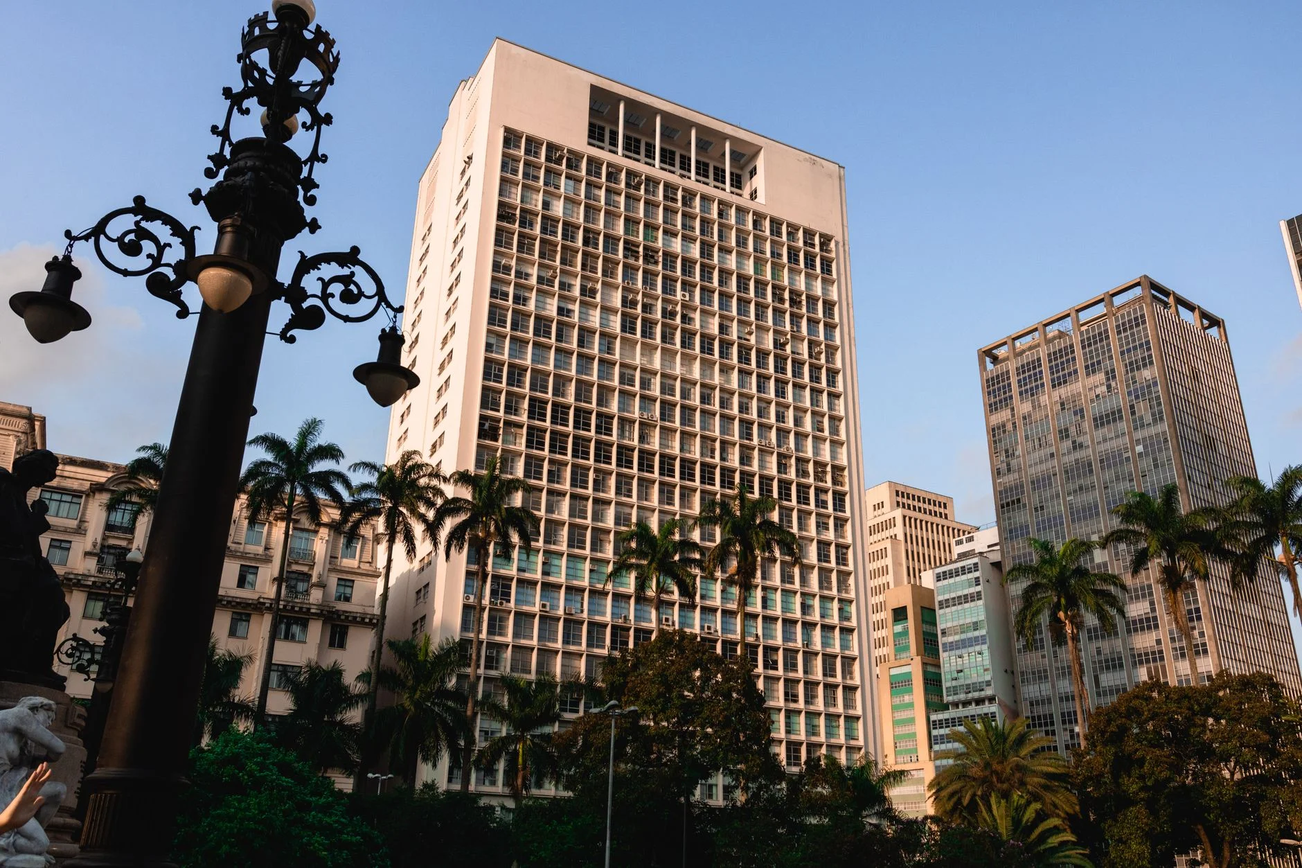 Reaching Buyers Profitably in Sao Tome and Principe with Paid Advertising