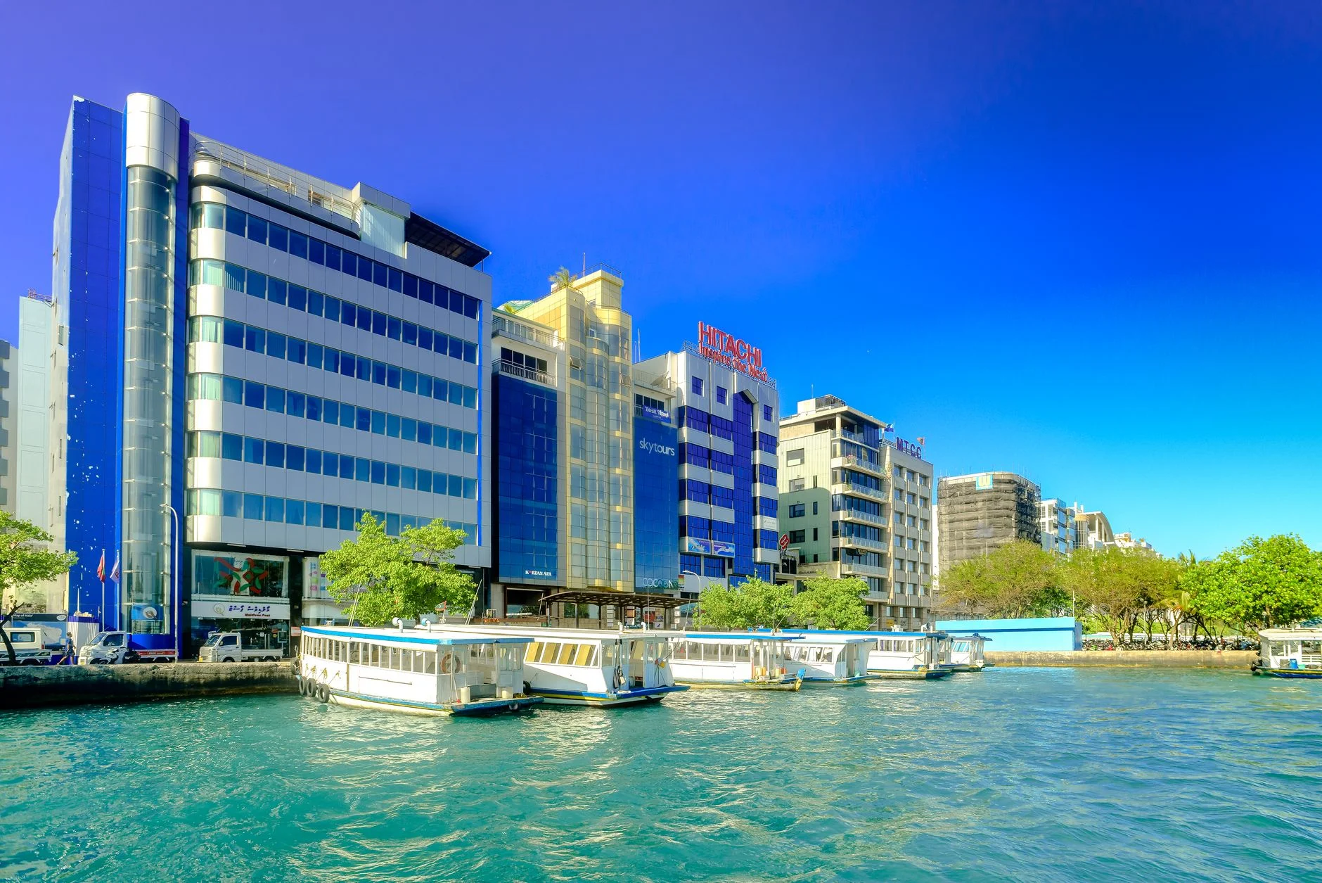 Reaching Buyers Profitably: Paid Advertising in Marshall Islands