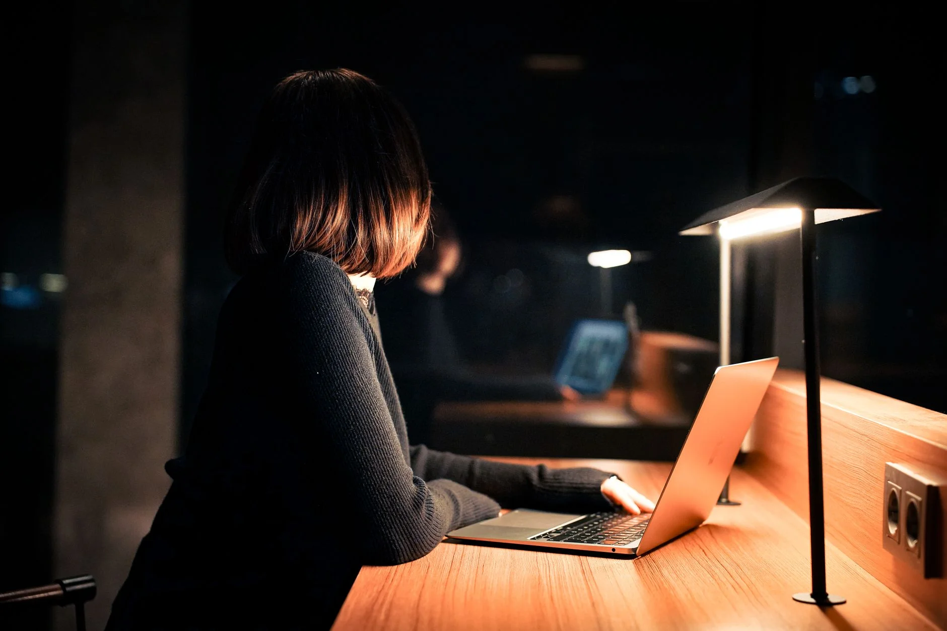 How to Set an Advertising Budget: What Percent of Revenue Should Go to Ads?