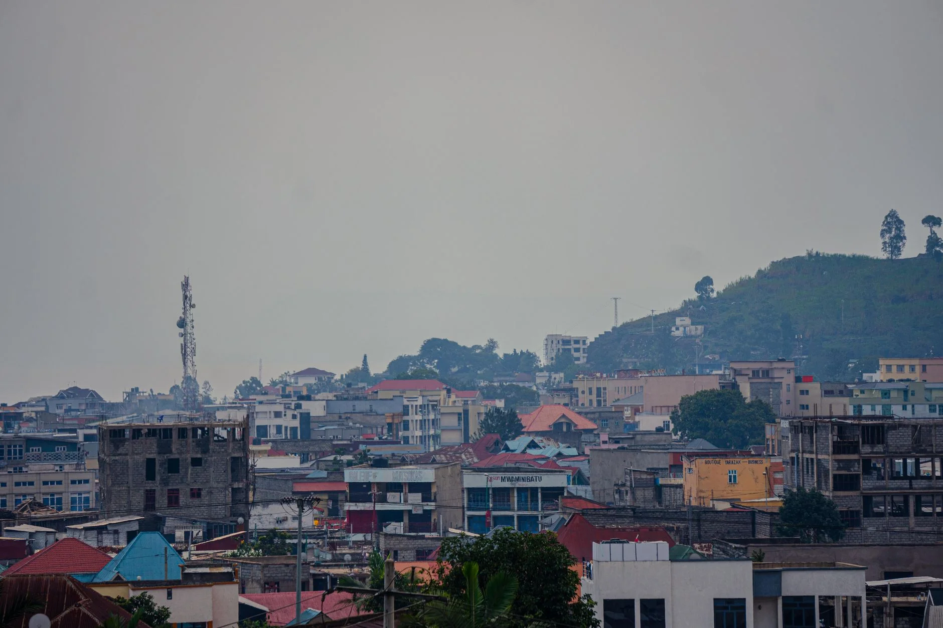Reaching Buyers Profitably in Guinea Through Paid Advertising
