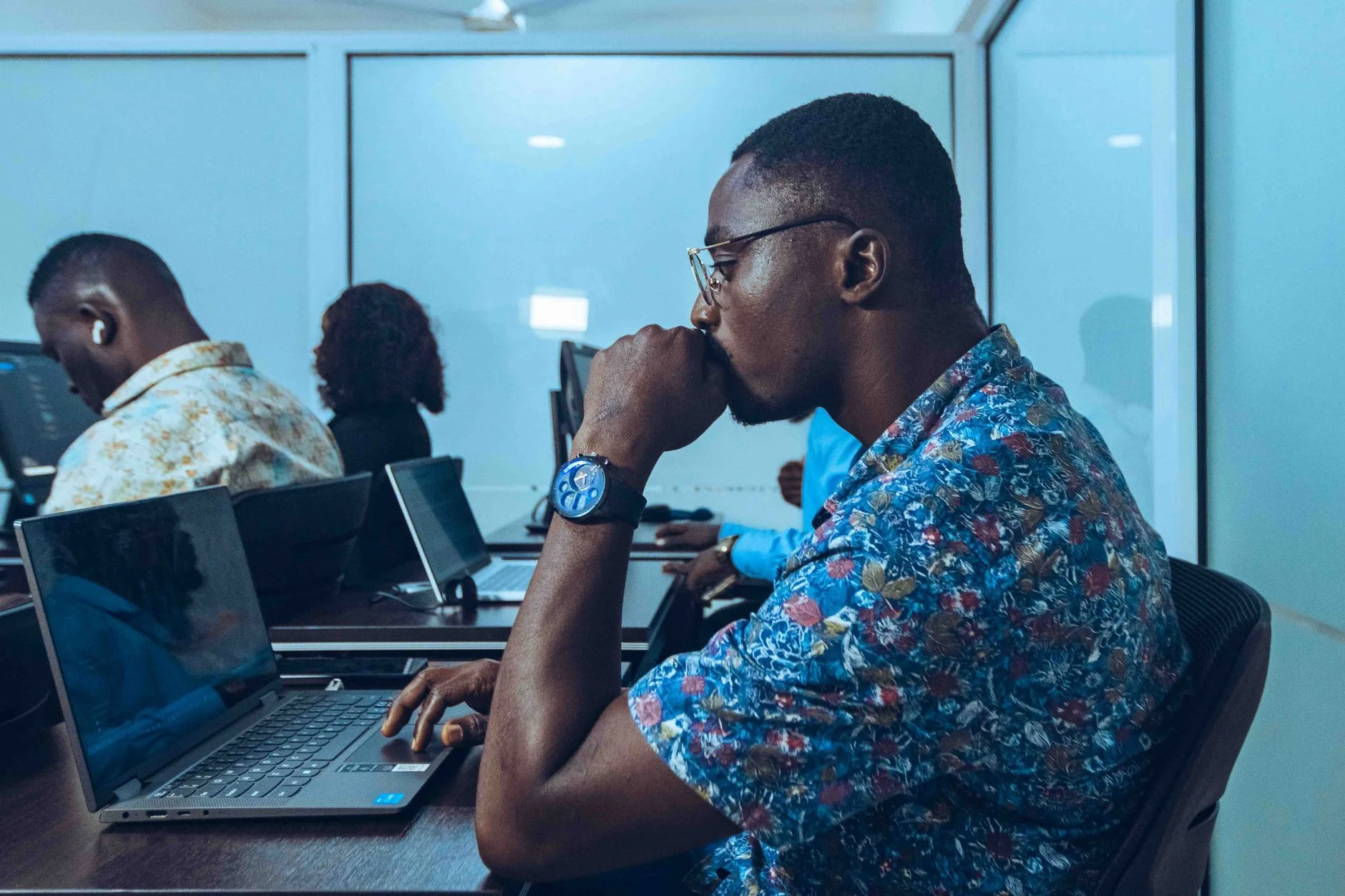 Template vs. Custom Website: Which Is Right for You?