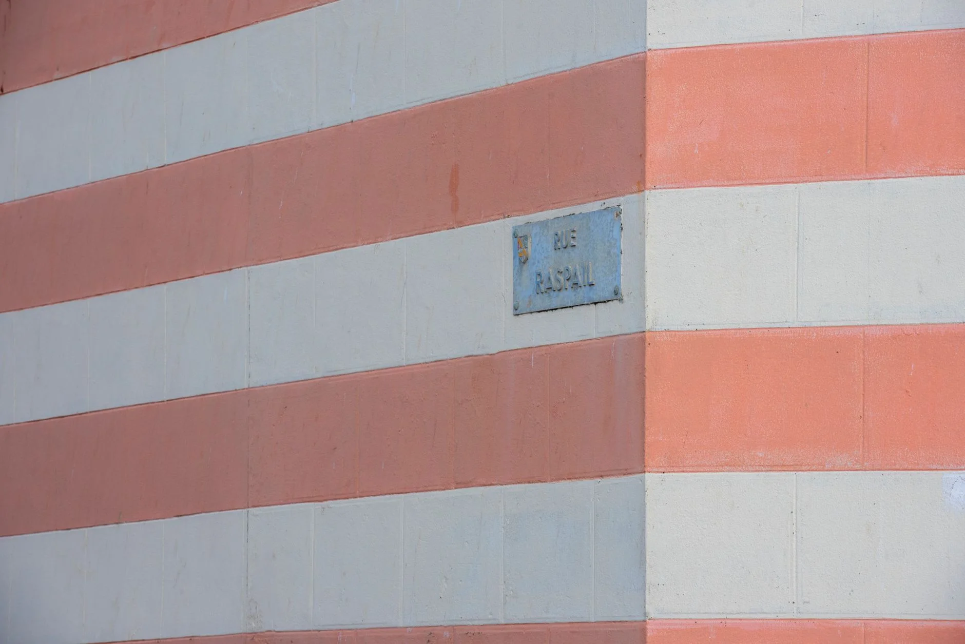 Building Attention and Trust with Video Content Marketing in Kiribati