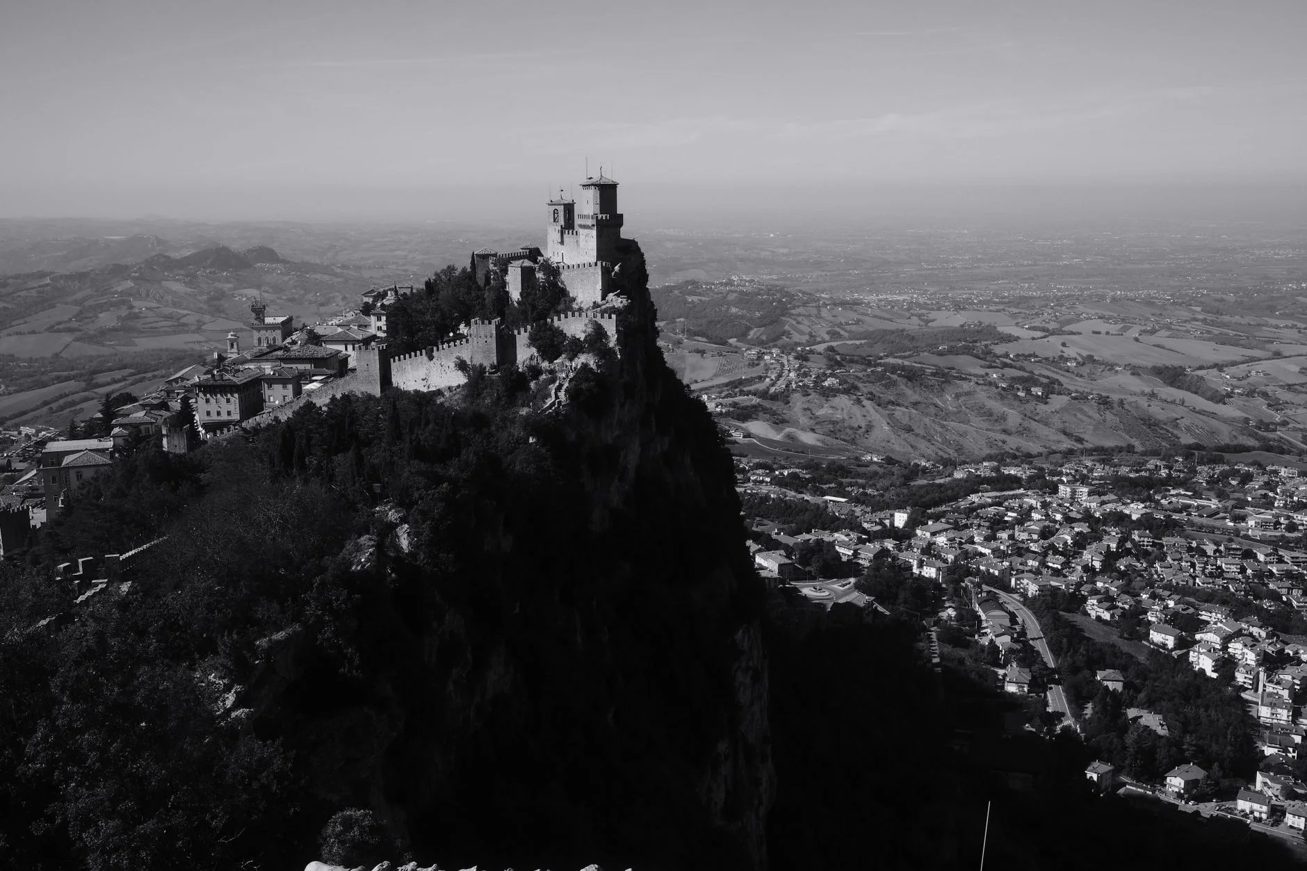 Building Attention and Trust with Video Content Marketing in San Marino