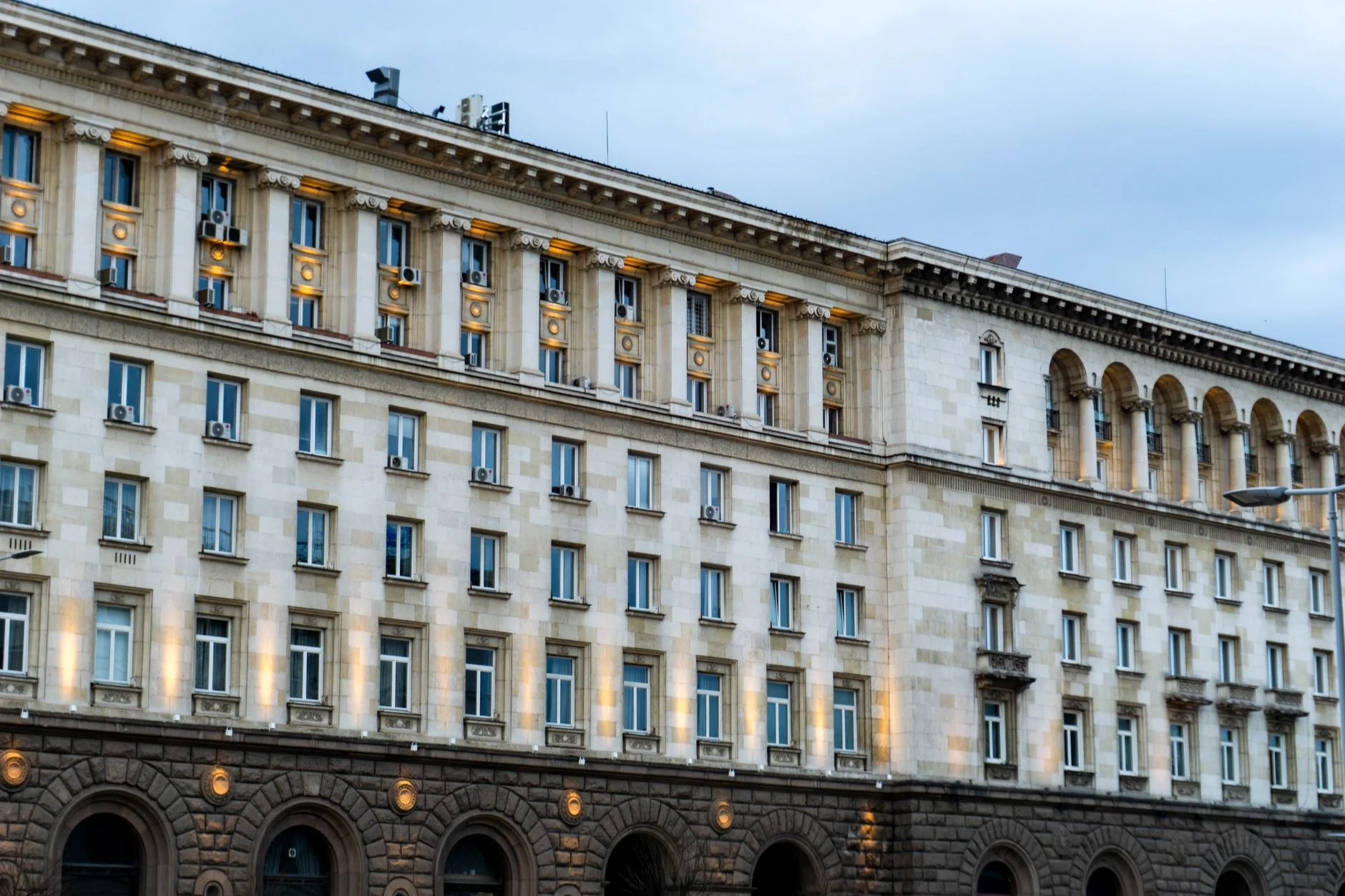 Reaching Buyers Profitably with Paid Advertising in Bulgaria