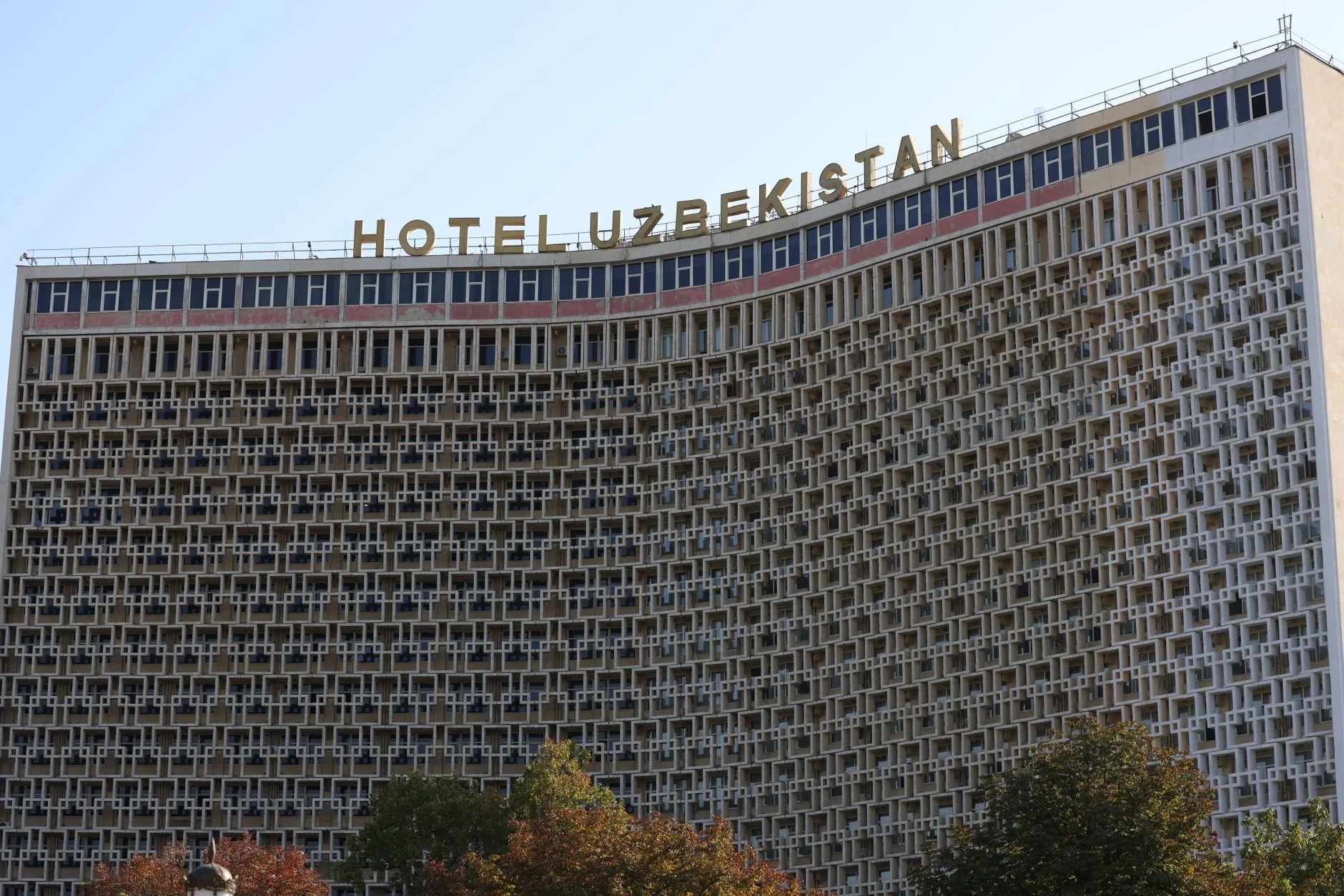 How Local Buyers Search & Be Found in Uzbekistan