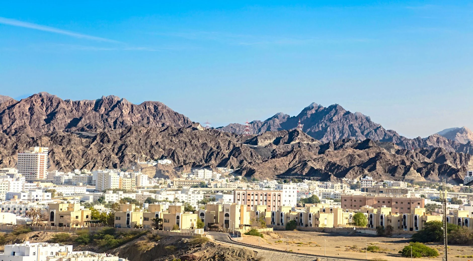 Paid Ads in Oman: How to Reach a Connected Audience