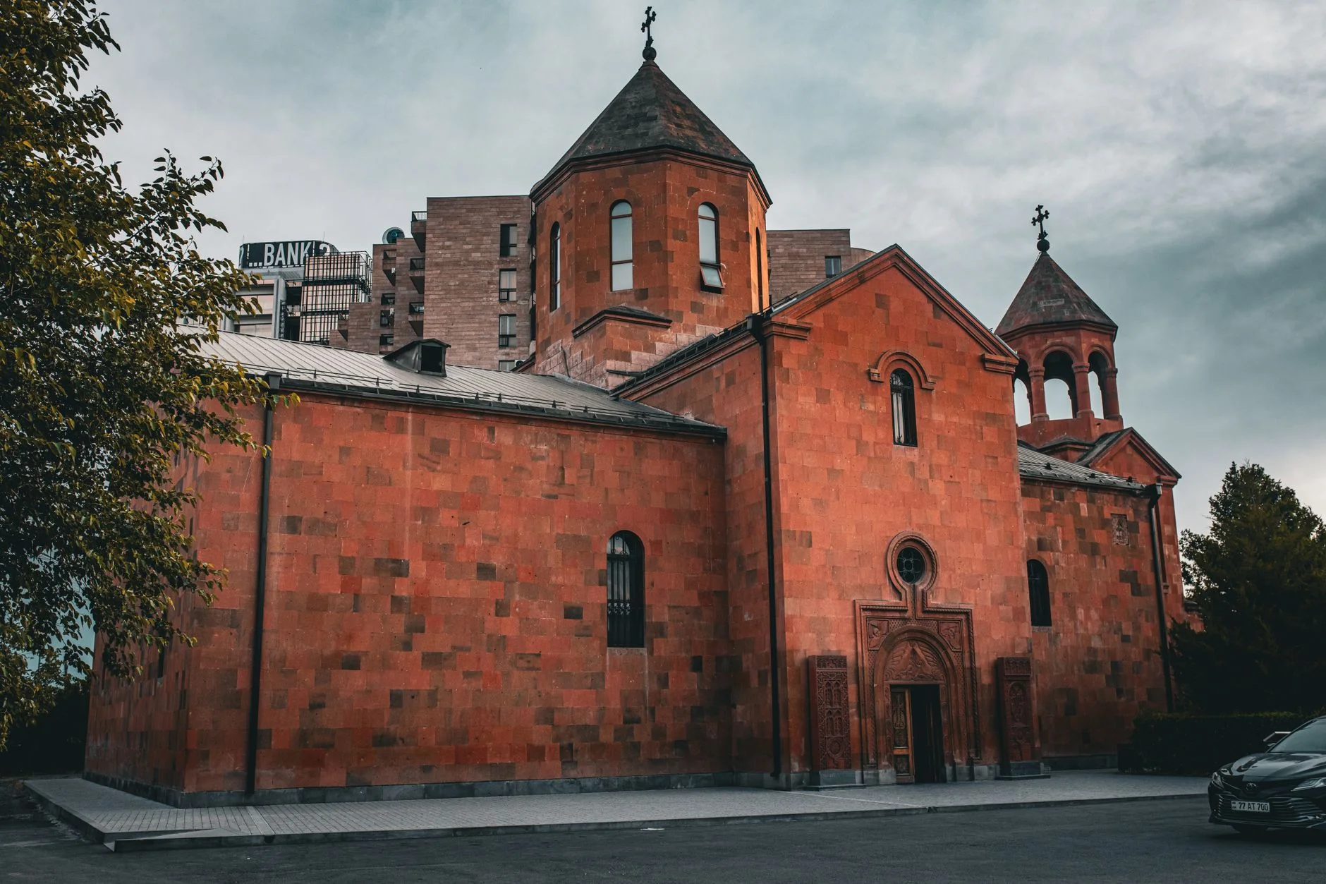 How Local Buyers Search and Be Found in Armenia