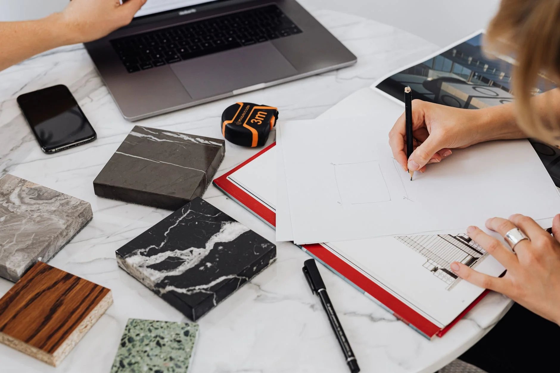 Branding for Fintech: Trust, Clarity and Bold Positioning