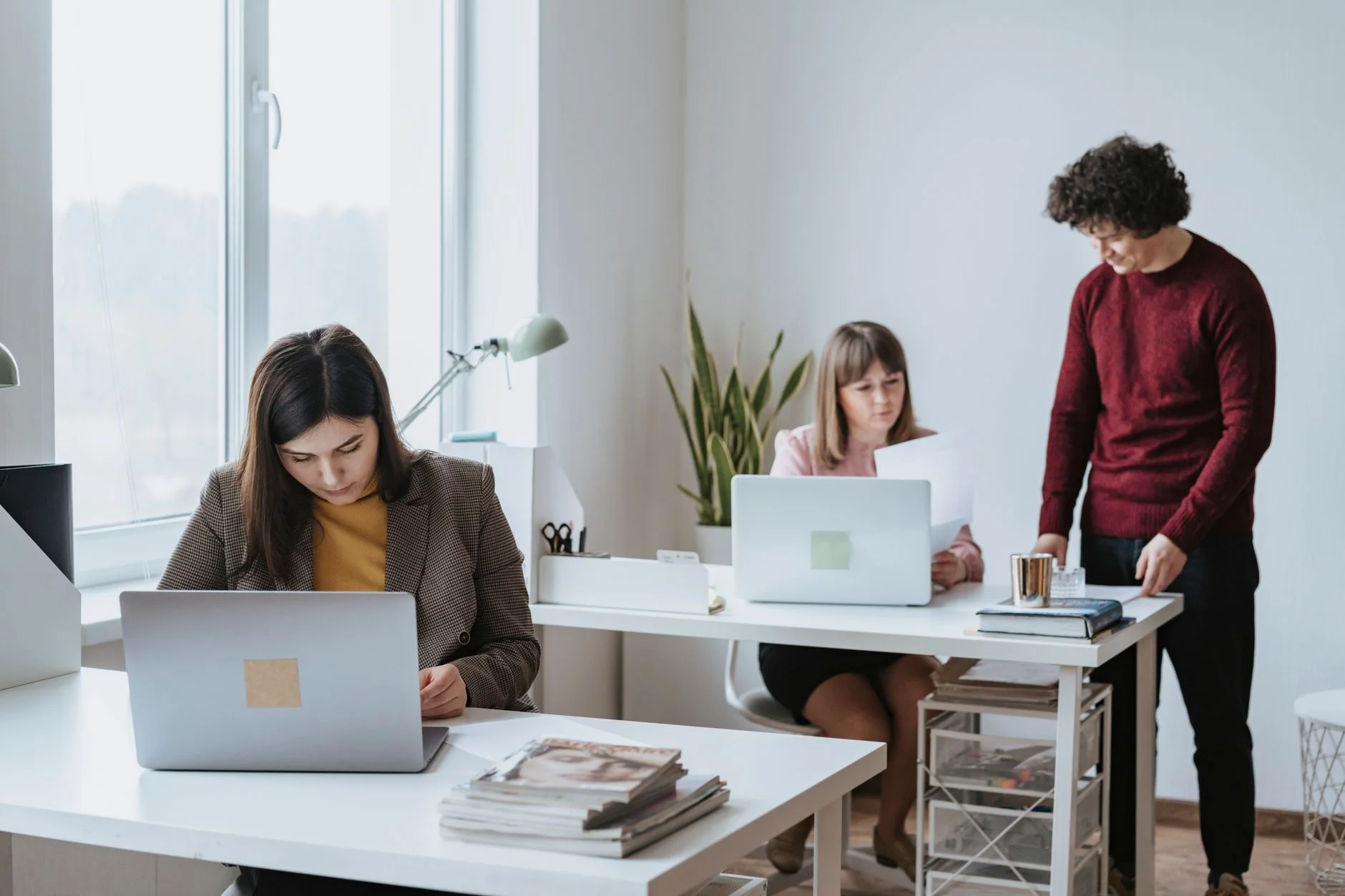 Superside Alternatives: Creative Subscriptions vs. a Managed Brand Studio