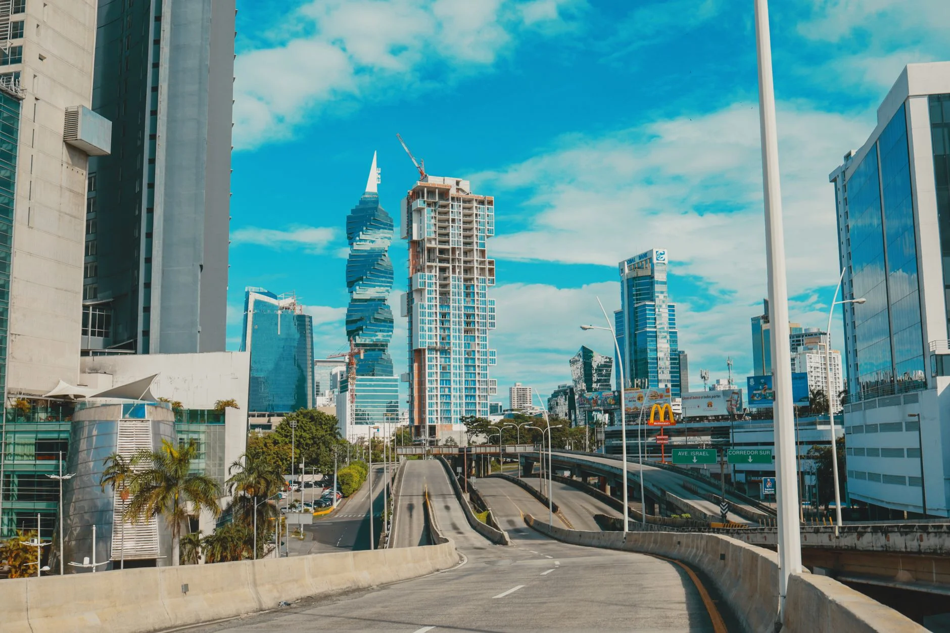 Reaching Buyers Profitably with Paid Advertising in Panama