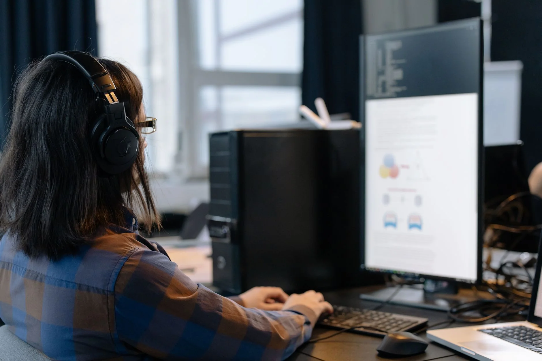 Web Designer vs. Web Developer: Do You Need Both?