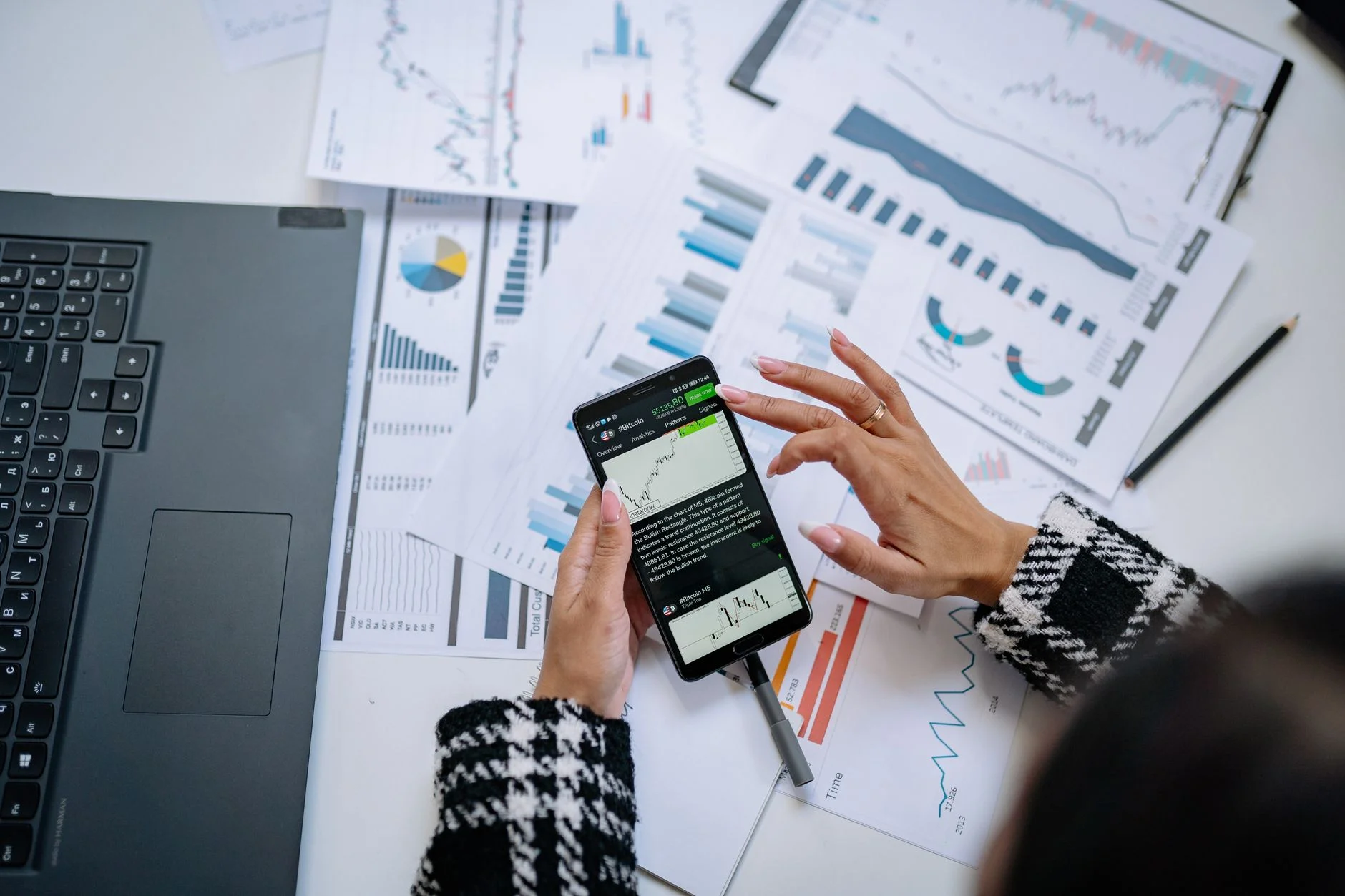 SEO vs. Paid Ads: The Comparison Most Marketers Get Completely Wrong