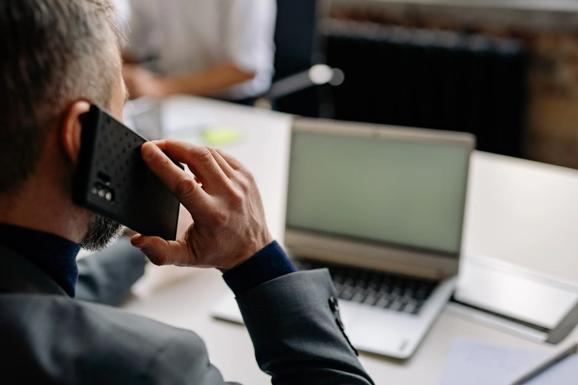 How to Choose a Social Media Agency That Builds Brand, Not Just Vanity Metrics