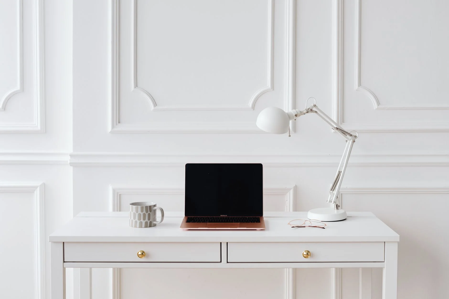 AI Avatar Studio for Business: What to Look for Before You Hire
