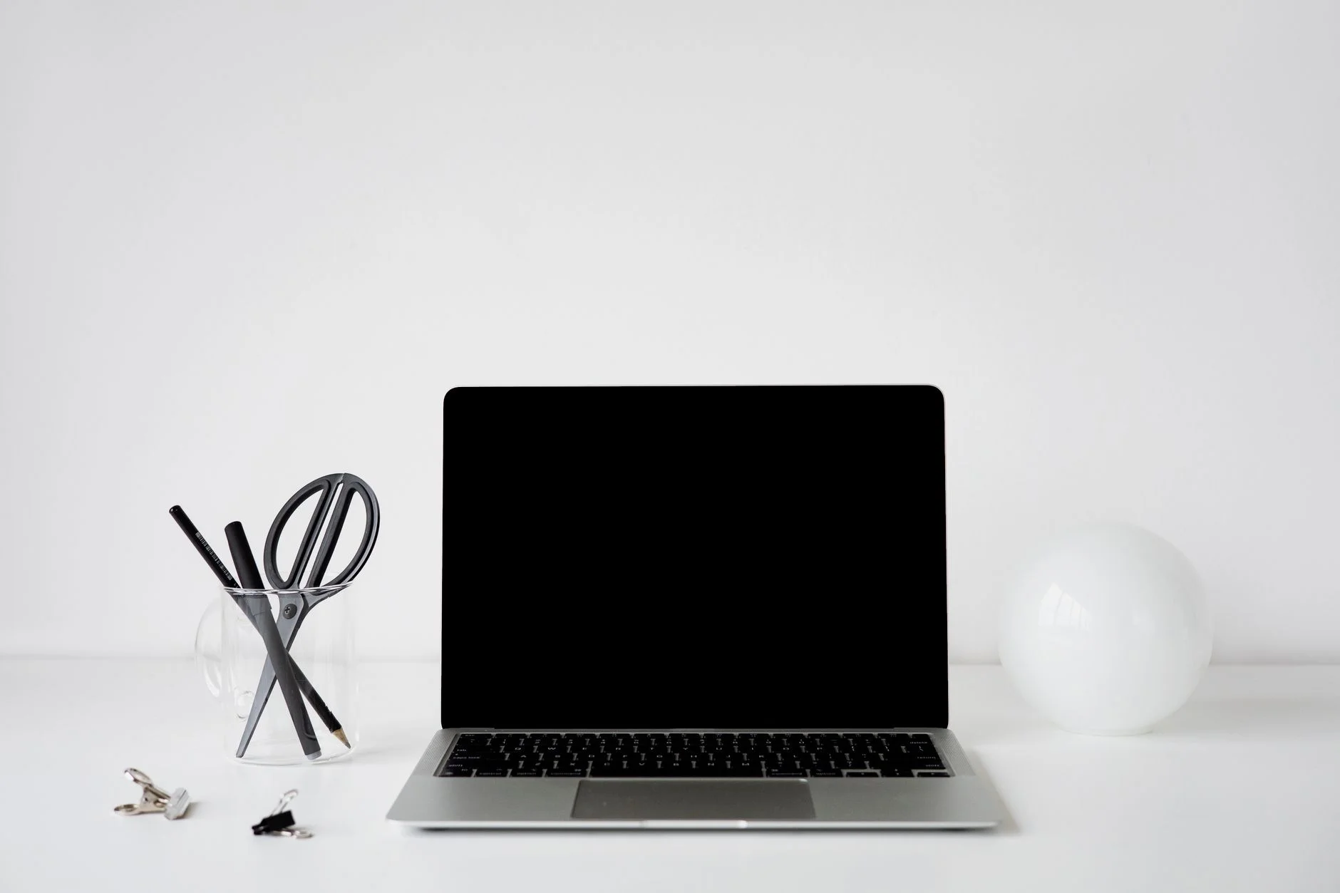 How to Build an Email List That Actually Converts (Not Just Collects)