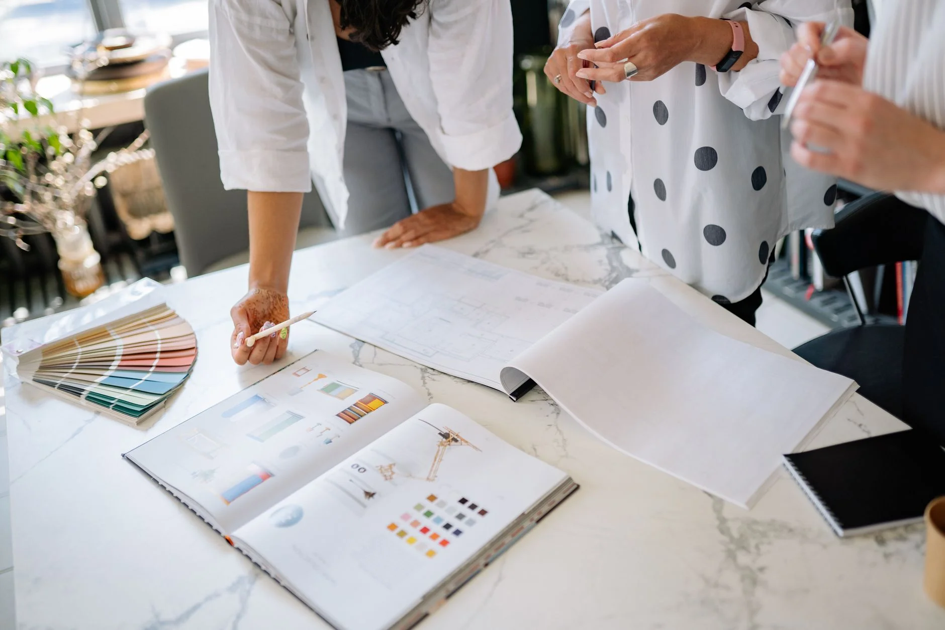 Personal Branding for Coaches and Consultants: Turning Expertise Into Clients